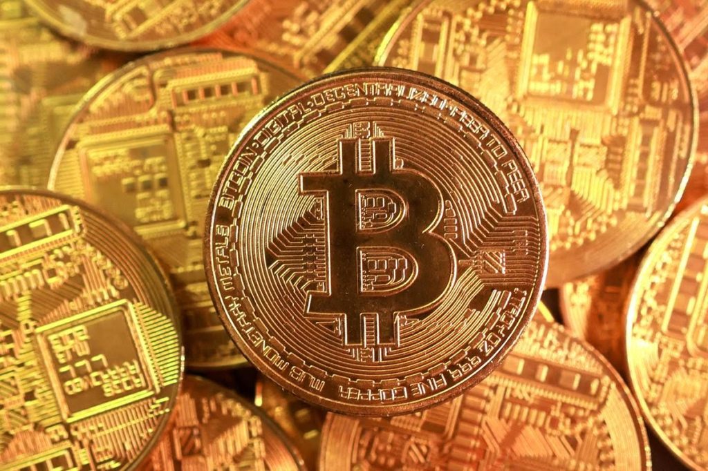 2025-10-05T054951Z_166222218_RC22PGAH63OP_RTRMADP_3_FINTECH-BITCOIN