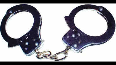 mumbai-director-of-audit-firm-held-in-30-crore-crypto-fraud