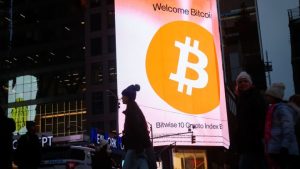 108239359-1765316609703-gettyimages-2250342442-US_CRYPTO